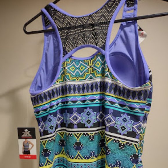 ZEROXPOSURE PURPLE, YELLOW AND BLUE GEOMETRIC PRINT SWIM TOP WOMEN'S SIZE 14 NWT - Picture 2 of 9